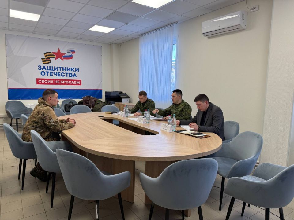 Юридическая поддержка и защита прав: в Луганском филиале фонда прошел совместный прием Юридическая поддержка и защита прав: в Луганском филиале фонда прошел совместный прием