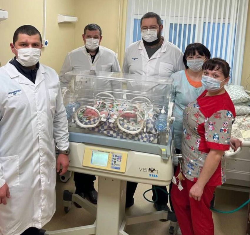 Медики спасли новорождённую девочку, брошенную на морозе в заброшенном туалете с. Кабычевка (Марковский р-н)