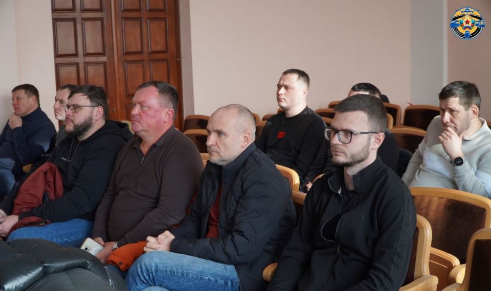 Альберт Апшев: В ходе встречи с руководителями подрядных организаций акцентировал внимание на создании многофункциональных зон дорожного сервиса Альберт Апшев: В ходе встречи с руководителями подрядных организаций акцентировал внимание на создании многофункциональных зон дорожного сервиса