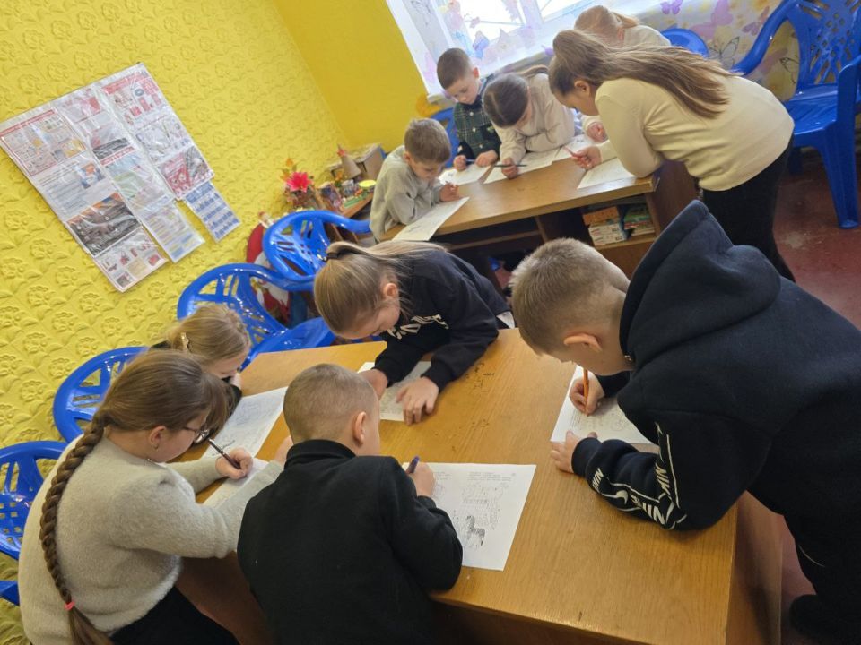 Юные эрудиты посёлка Краснодон приняли участие в игре «Что? Где? Когда?», приуроченной ко Дню российской науки Юные эрудиты посёлка Краснодон приняли участие в игре «Что? Где? Когда?», приуроченной ко Дню российской науки
