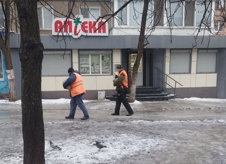 8 февраля сотрудники коммунальных служб продолжают работу в усиленном режиме 8 февраля сотрудники коммунальных служб продолжают работу в усиленном режиме