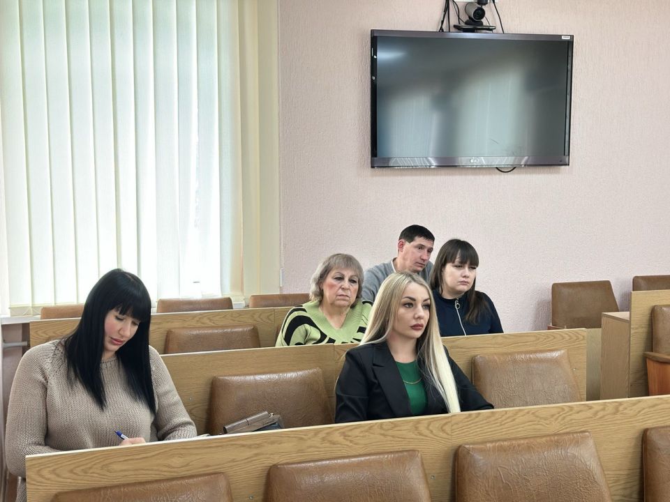 Андрей Рубанцов: Провёл рабочее совещание по вопросу привлечения граждан на военную службу по контракту Андрей Рубанцов: Провёл рабочее совещание по вопросу привлечения граждан на военную службу по контракту