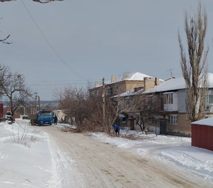 В Краснодонском округе продолжаются плановые работы по благоустройству В Краснодонском округе продолжаются плановые работы по благоустройству