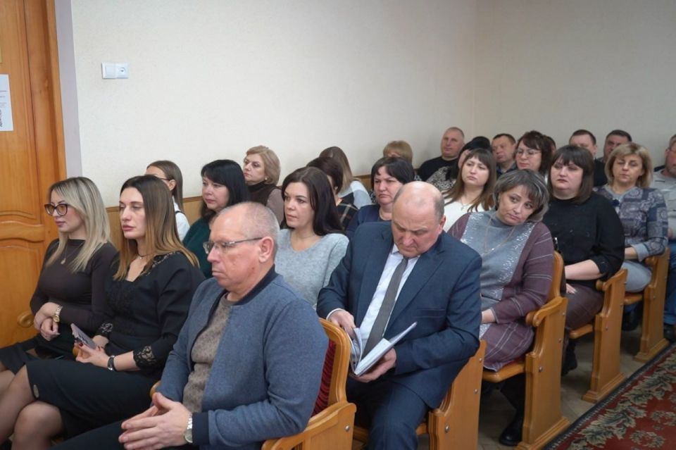 На расширенном аппаратном совещании рассмотрели важные для округа вопросы На расширенном аппаратном совещании рассмотрели важные для округа вопросы