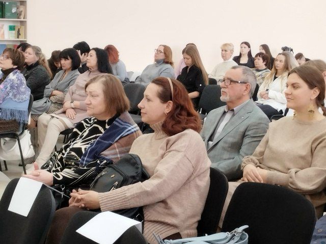 Луганская библиотека им. М. Горького приняла участие во Всероссийском марафоне, посвященном открытию Года единства народов России Луганская библиотека им. М. Горького приняла участие во Всероссийском марафоне, посвященном открытию Года единства народов России