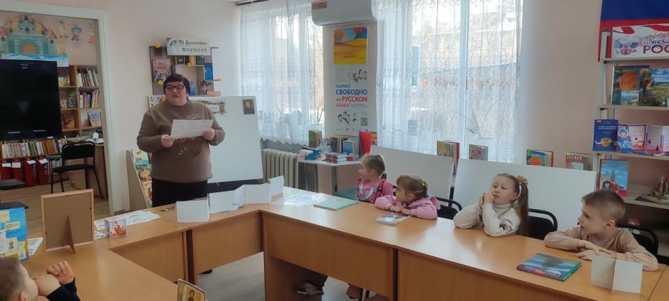 В Славяносербской центральной детской библиотеке проведен мультимедийный квест «Волшебный мир сказок» В Славяносербской центральной детской библиотеке проведен мультимедийный квест «Волшебный мир сказок»