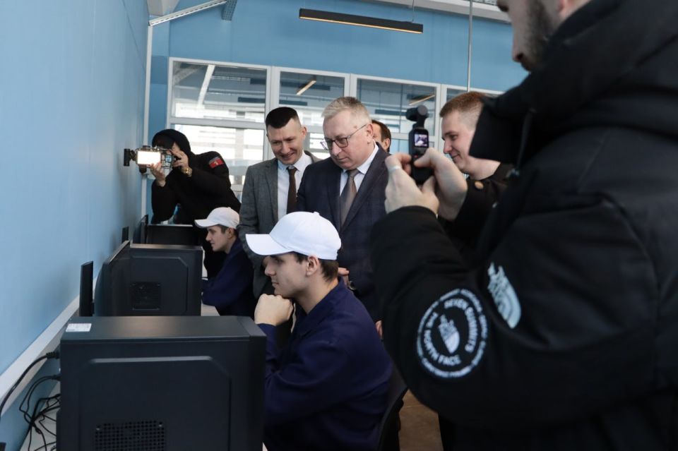 Наталия Жулинская: В Стаханове в рамках федерального проекта «Профессионалитет» открылся образовательный кластер Наталия Жулинская: В Стаханове в рамках федерального проекта «Профессионалитет» открылся образовательный кластер