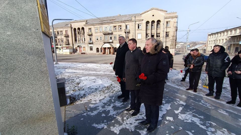 Вместе с директором Луганского краеведческого музея Артёмом Рубченко посетил прифронтовой город Лисичанск Вместе с директором Луганского краеведческого музея Артёмом Рубченко посетил прифронтовой город Лисичанск
