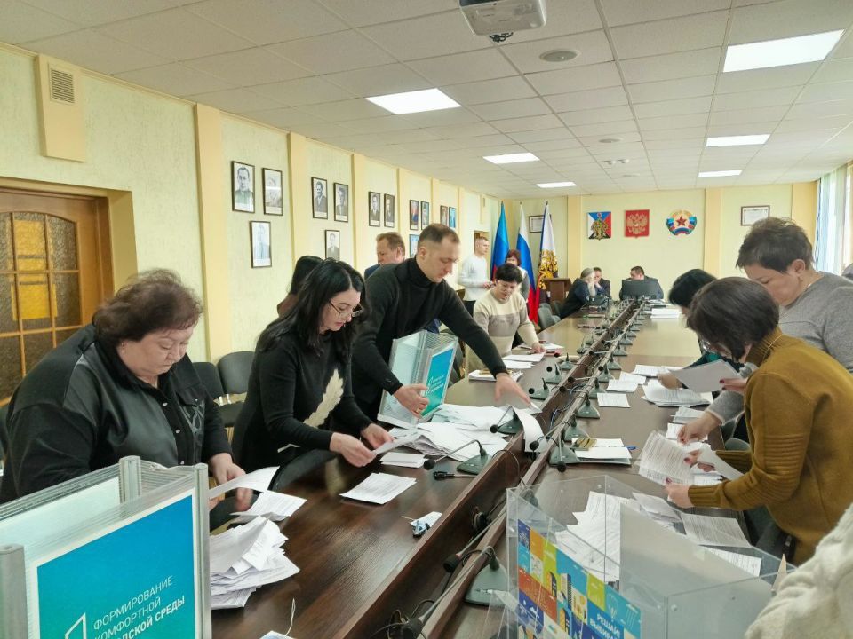 Андрей Рубанцов: В Ровеньках подвели итоги приема предложений по выбору общественной территории от населения Андрей Рубанцов: В Ровеньках подвели итоги приема предложений по выбору общественной территории от населения
