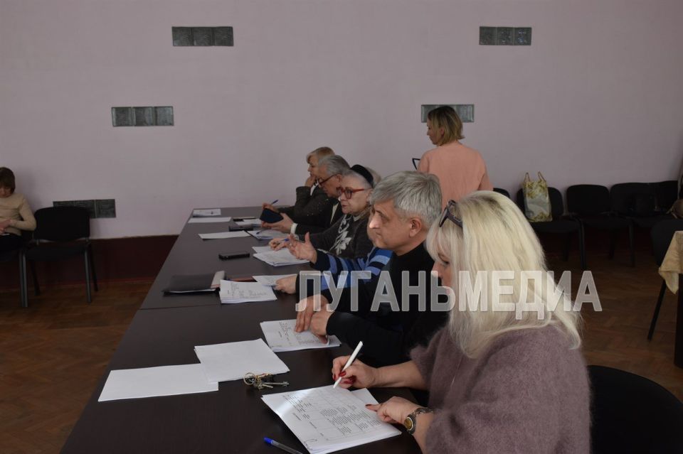 В Брянковском Дворце культуры имени Октябрьской революции прошло заседание жюри VII Международного фестиваля-конкурса патриотической песни «Истина Победы» В Брянковском Дворце культуры имени Октябрьской революции прошло заседание жюри VII Международного фестиваля-конкурса патриотической песни «Истина Победы»