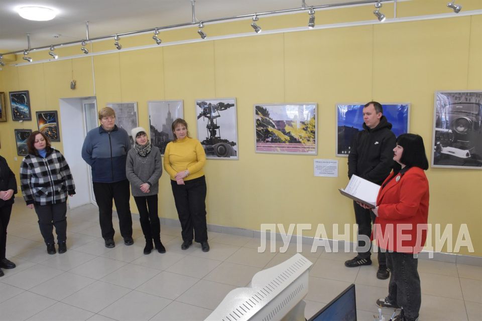 В Северодонецкой галерее искусств открылась выставка, которая подчеркнула особую магию искусства фотографии В Северодонецкой галерее искусств открылась выставка, которая подчеркнула особую магию искусства фотографии