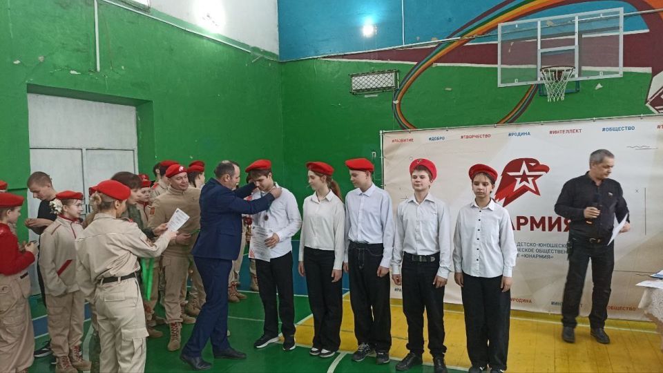 Андрей Рубанцов: Команда юнармейцев Ясеновской гимназии стала призером военно-патриотической игры «Ворошиловский стрелок» Андрей Рубанцов: Команда юнармейцев Ясеновской гимназии стала призером военно-патриотической игры «Ворошиловский стрелок»