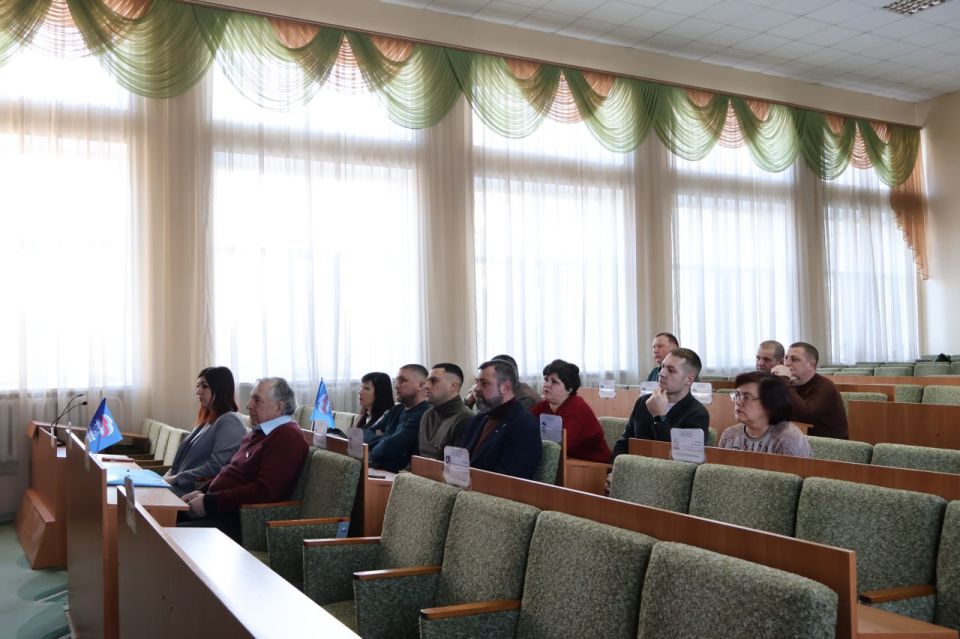 В Луганской Народной Республике продолжается активная подача инициатив жителей на участие в республиканском конкурсе инициативных проектов развития общественной инфраструктуры В Луганской Народной Республике продолжается активная подача инициатив жителей на участие в республиканском конкурсе инициативных проектов развития общественной инфраструктуры