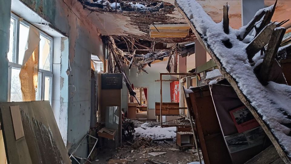 Вместе с директором Луганского краеведческого музея Артёмом Рубченко посетил прифронтовой город Лисичанск Вместе с директором Луганского краеведческого музея Артёмом Рубченко посетил прифронтовой город Лисичанск