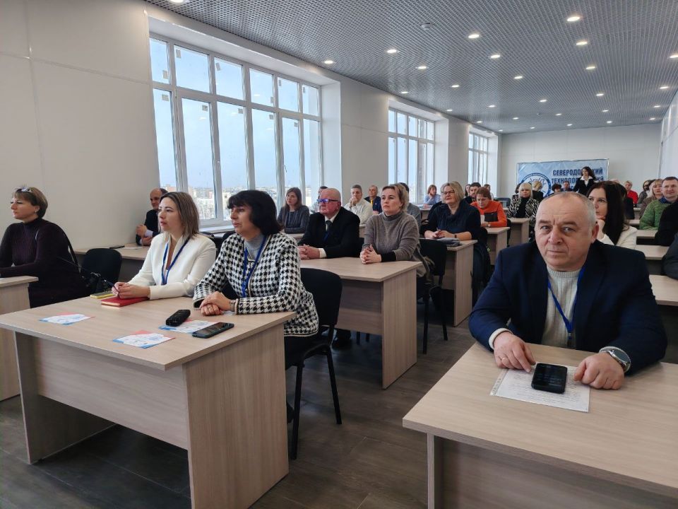 Впервые на базе Северодонецкого технологического института (филиала) Луганского государственного университета имени Владимира Даля прошла I Международная научно-практическая конференция «Новые горизонты науки и технологий» Впервые на базе Северодонецкого технологического института (филиала) Луганского государственного университета имени Владимира Даля прошла I Международная научно-практическая конференция «Новые горизонты науки и технологий»