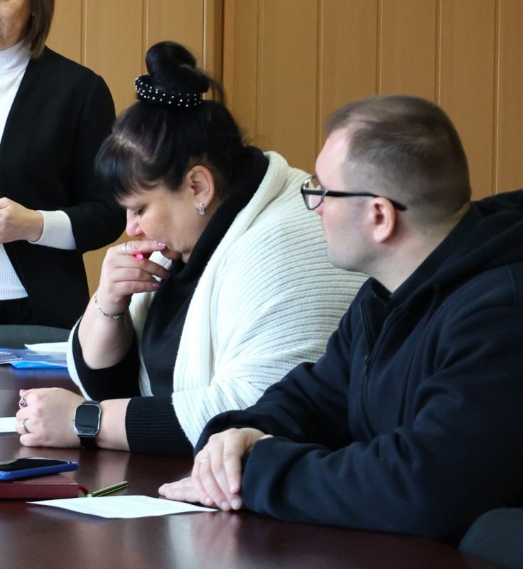Для сотрудников Администрации нашего города была проведена лекция на тему «Мошеннические схемы и как не стать жертвой мошенников» Для сотрудников Администрации нашего города была проведена лекция на тему «Мошеннические схемы и как не стать жертвой мошенников»