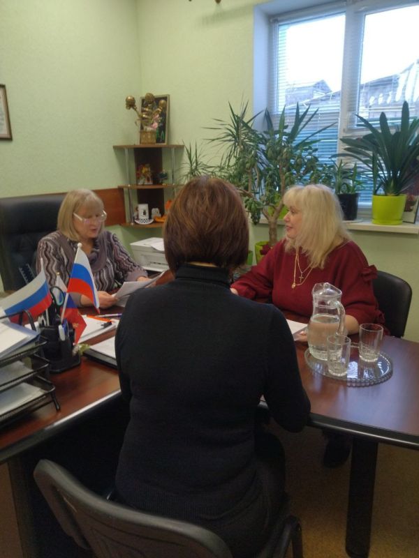 В ГУ ЛНР "Республиканский центр социальной реабилитации детей-инвалидов "Возрождение" Кременского МО состоялось совещание, посвященное разработке новых подходов поддержки семей, воспитывающих детей с проблемами здоровья В ГУ ЛНР "Республиканский центр социальной реабилитации детей-инвалидов "Возрождение" Кременского МО состоялось совещание, посвященное разработке новых подходов поддержки семей, воспитывающих детей с проблемами здоровья