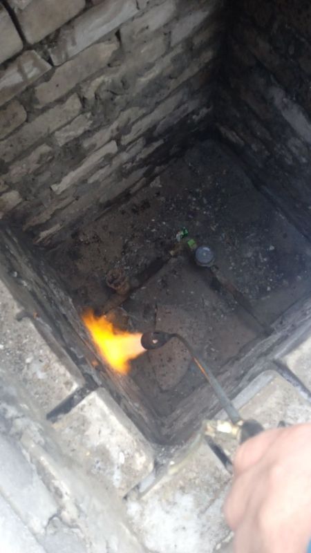 Несмотря на суровые погодные условия, сопровождающиеся морозами до -20 градусов, сложную обстановку в городе, сотрудники Государственного унитарного предприятия «Кременской Водоканал» (КВКХ) продемонстрировали исключительную... Несмотря на суровые погодные условия, сопровождающиеся морозами до -20 градусов, сложную обстановку в городе, сотрудники Государственного унитарного предприятия «Кременской Водоканал» (КВКХ) продемонстрировали исключительную...