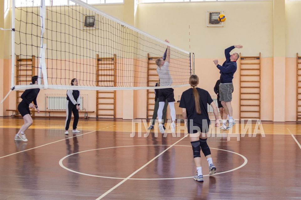 В Луганском государственном университете имени Святителя Луки состоялось спортивное мероприятие – спартакиада «Бодрость и здоровье – 2026» среди преподавателей и сотрудников вуза В Луганском государственном университете имени Святителя Луки состоялось спортивное мероприятие – спартакиада «Бодрость и здоровье – 2026» среди преподавателей и сотрудников вуза
