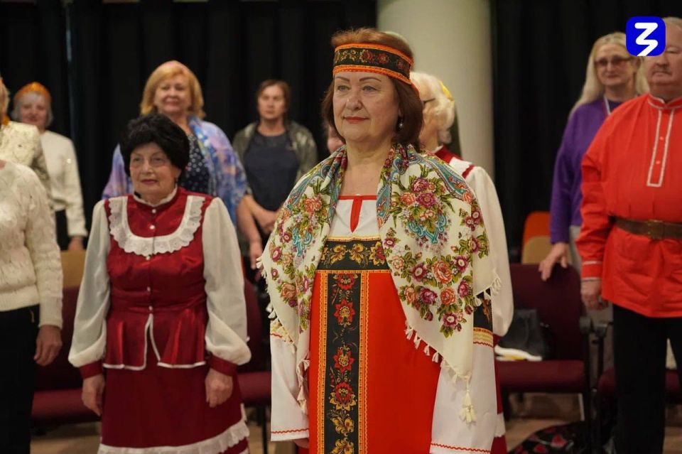 В рамках просветительской акции «Россия — семья семей» в Луганске состоялась яркая и душевная встреча с активными участниками Союза пенсионеров России в ЛНР В рамках просветительской акции «Россия — семья семей» в Луганске состоялась яркая и душевная встреча с активными участниками Союза пенсионеров России в ЛНР