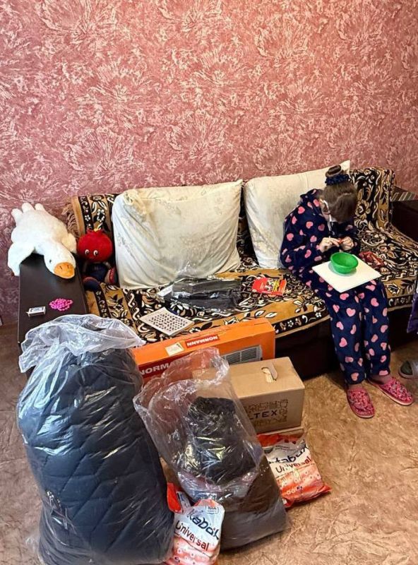 Инна Швенк: В городе Лисичанске состоялась «Родительская гостиная», инициированная Уполномоченным по правам ребёнка в Луганской Народной Республике Инной Владимировной Швенк Инна Швенк: В городе Лисичанске состоялась «Родительская гостиная», инициированная Уполномоченным по правам ребёнка в Луганской Народной Республике Инной Владимировной Швенк