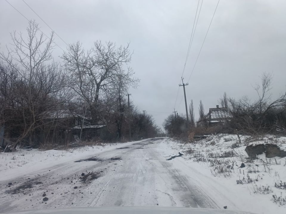 Начальником отдела по обеспечению жизнедеятельности пгт Комиссаровка Валентиной Лазаревой организованы работы по посыпке подъемов автомобильных дорог Начальником отдела по обеспечению жизнедеятельности пгт Комиссаровка Валентиной Лазаревой организованы работы по посыпке подъемов автомобильных дорог