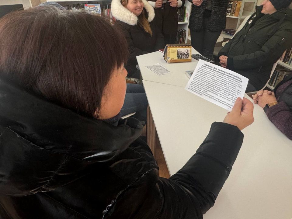 В Сабовке провели акцию «Дата в истории Луганщины» В Сабовке провели акцию «Дата в истории Луганщины»