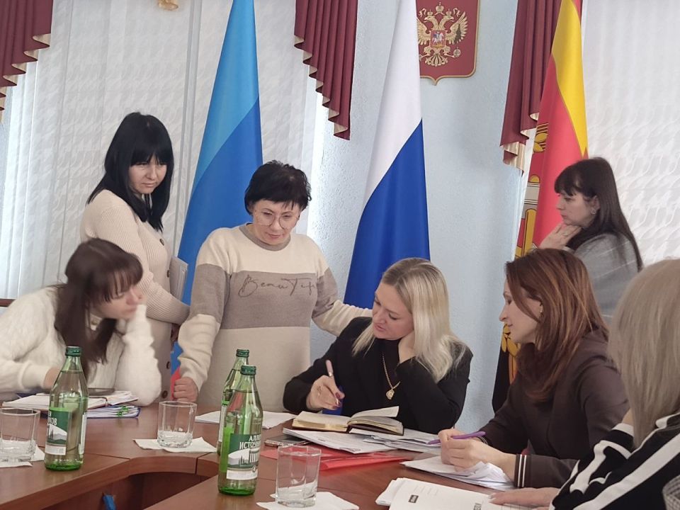Ровеньки активно участвуют в развитии общественной инфраструктуры! Ровеньки активно участвуют в развитии общественной инфраструктуры!