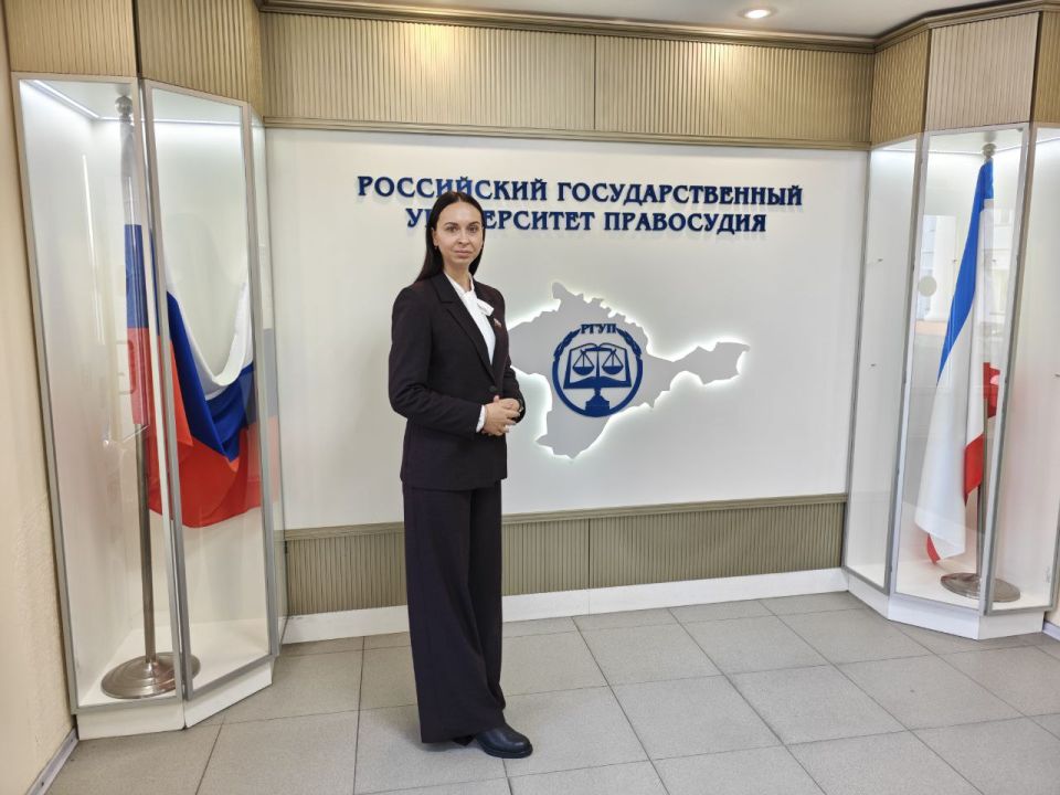 Алёна Лумеровская: На этой неделе наша делегация из Луганской Народной Республики работает в Симферополе Алёна Лумеровская: На этой неделе наша делегация из Луганской Народной Республики работает в Симферополе