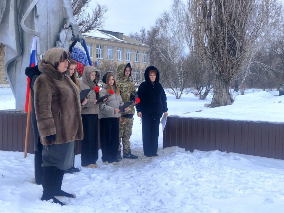 Владимир Шавлай: Сегодня принял участие в митинге, посвящённом освобождению села Великий Суходол от немецко-фашистских захватчиков Владимир Шавлай: Сегодня принял участие в митинге, посвящённом освобождению села Великий Суходол от немецко-фашистских захватчиков