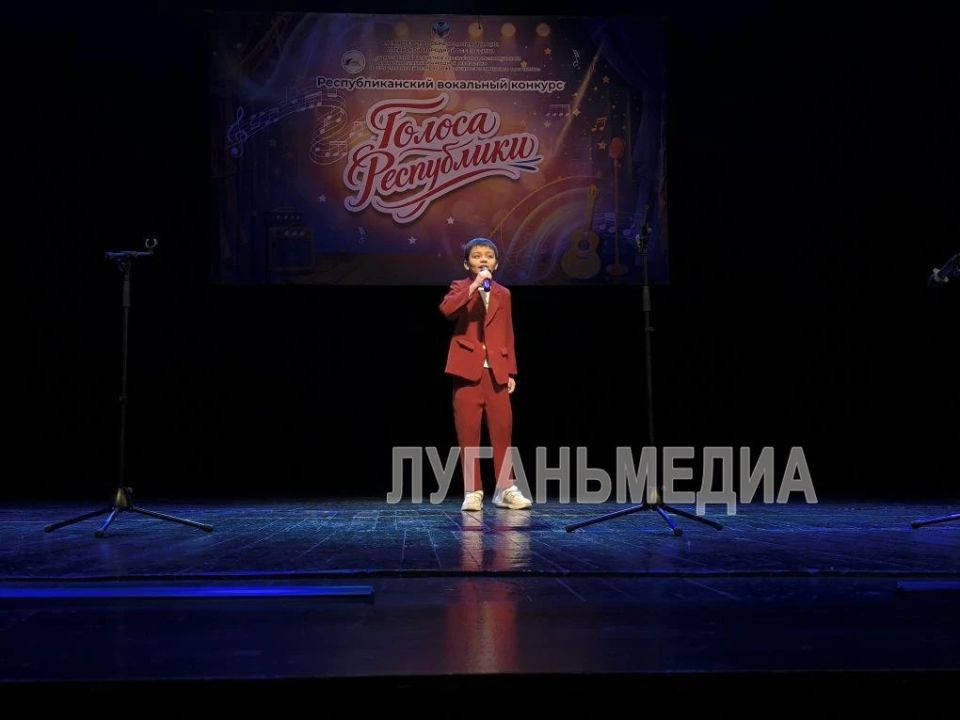 Прямо сейчас в драмтеатре имени П. Луспекаева проходит Республиканский вокальный конкурс «Голоса республики» Прямо сейчас в драмтеатре имени П. Луспекаева проходит Республиканский вокальный конкурс «Голоса республики»