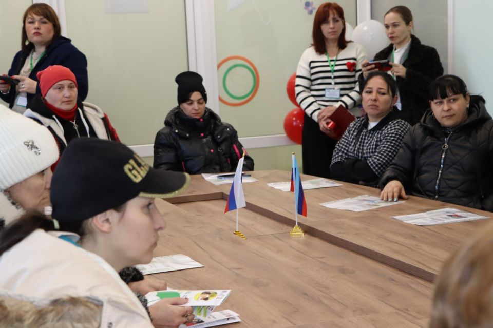 Куда звонить, если ребёнку нужна помощь: в Семейном МФЦ рассказали о детском телефоне доверия Куда звонить, если ребёнку нужна помощь: в Семейном МФЦ рассказали о детском телефоне доверия