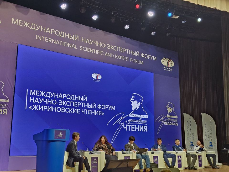 Галина Дуброва: Сегодня Москва центр геополитической мысли Галина Дуброва: Сегодня Москва центр геополитической мысли