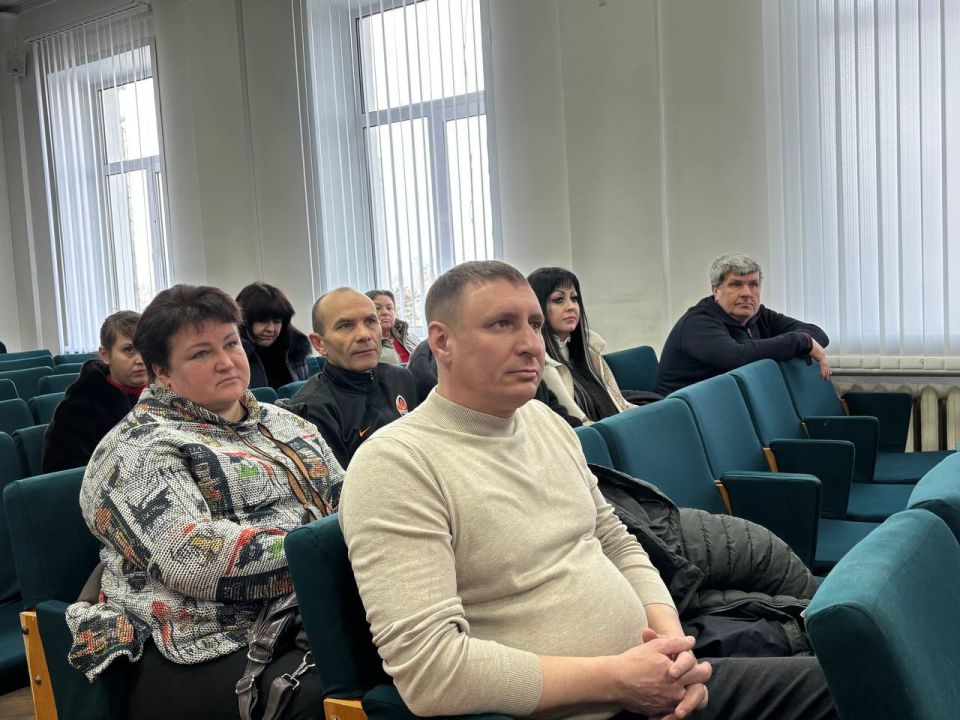 Бизнес и закон: диалог с Роспотребнадзором в Новоайдарском округе Бизнес и закон: диалог с Роспотребнадзором в Новоайдарском округе