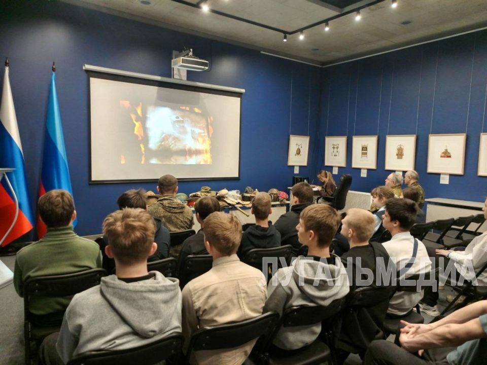 В краеведческом музее Луганска рассказали об Афганской войне В краеведческом музее Луганска рассказали об Афганской войне