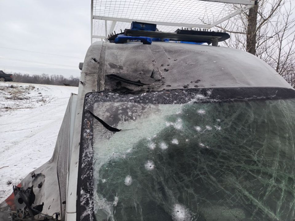 В ЛНР дроны дважды атаковали бригаду скорой помощи в Сватово В ЛНР дроны дважды атаковали бригаду скорой помощи в Сватово