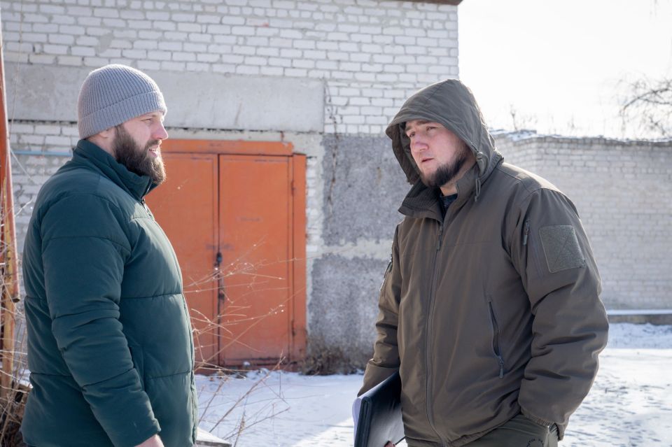 Михаил Голубович: Идём строго по плану *. Подписал ещё одно соглашение о сотрудничестве, теперь с Администрацией Белокуракинского муниципального округа Вместе с главой муниципалитета Ольгой Кучерявой и сотрудниками... Михаил Голубович: Идём строго по плану *. Подписал ещё одно соглашение о сотрудничестве, теперь с Администрацией Белокуракинского муниципального округа Вместе с главой муниципалитета Ольгой Кучерявой и сотрудниками...