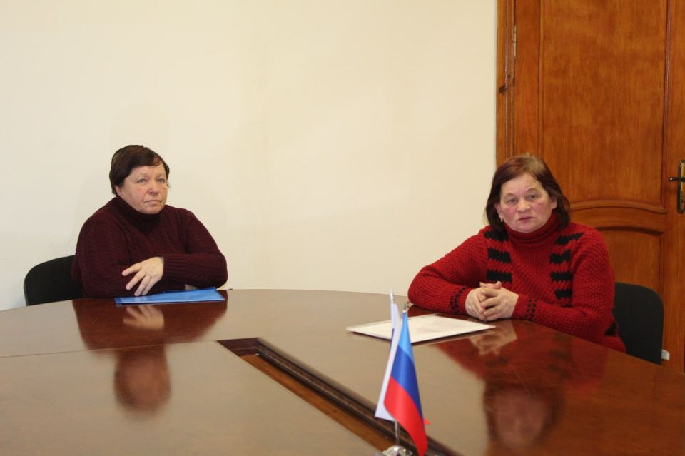 Юлия Кожухарь: Сегодня в Администрации Новопсковского муниципального округа Луганской Народной Республики состоялась встреча с семьями погибших участников специальной военной операции Юлия Кожухарь: Сегодня в Администрации Новопсковского муниципального округа Луганской Народной Республики состоялась встреча с семьями погибших участников специальной военной операции