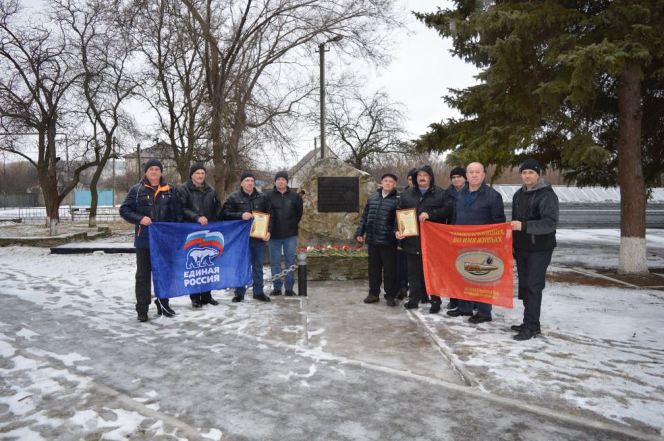 В Белокуракинском округе состоялся митинг ко Дню памяти россиян, исполнявших служебный долг за пределами Отечеств В Белокуракинском округе состоялся митинг ко Дню памяти россиян, исполнявших служебный долг за пределами Отечеств