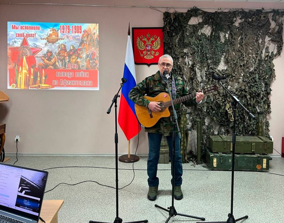 Афганистан… Сегодня это слово звучит как натянутая струна, пробуждая тревогу и скорбь Афганистан… Сегодня это слово звучит как натянутая струна, пробуждая тревогу и скорбь