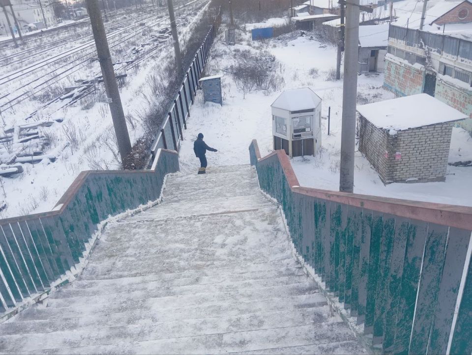 Меловские коммунальщики наводят порядок на дорогах Меловские коммунальщики наводят порядок на дорогах