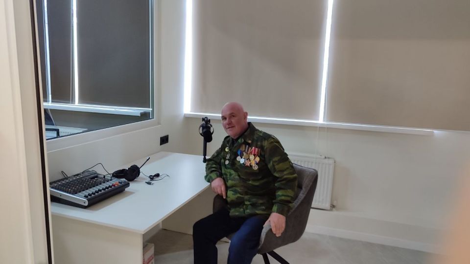 12 февраля в преддверии Дня вывода советских войск из Афганистана библиотеку посетили воины–афганцы 12 февраля в преддверии Дня вывода советских войск из Афганистана библиотеку посетили воины–афганцы