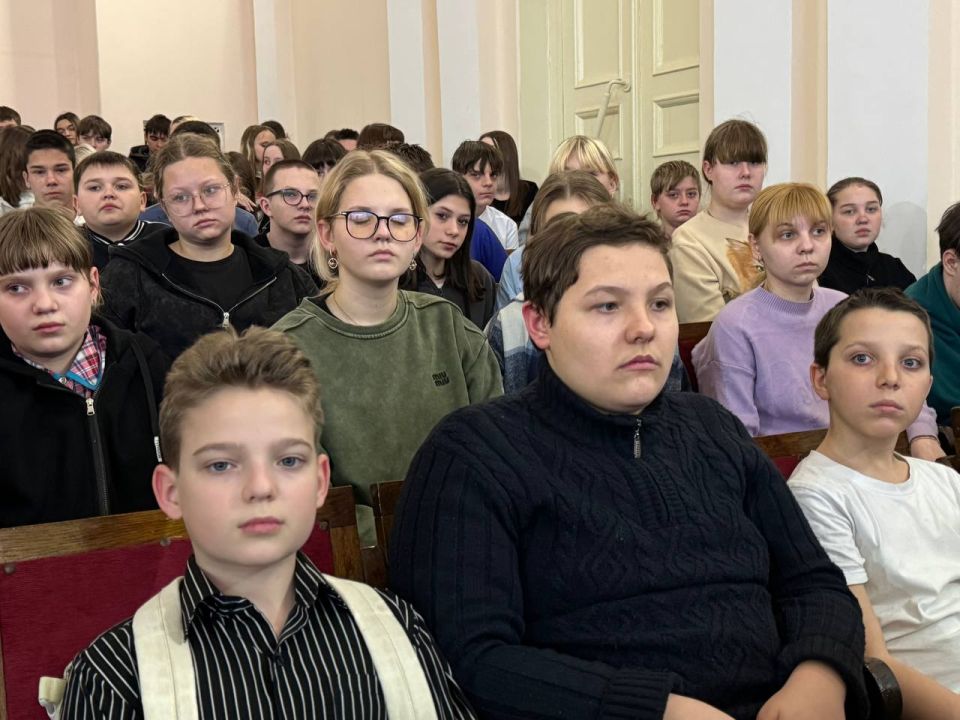 В Стаханове показали фильм о героическом прошлом города В Стаханове показали фильм о героическом прошлом города