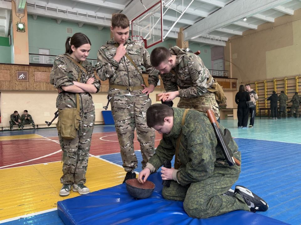 Сегодня в МБУ "Спортивный комплекс – Антрацит" состоялось физкультурное мероприятие «Отечества достойные сыны», посвященное памяти воина-интернационалиста Владимира Очкура Сегодня в МБУ "Спортивный комплекс – Антрацит" состоялось физкультурное мероприятие «Отечества достойные сыны», посвященное памяти воина-интернационалиста Владимира Очкура