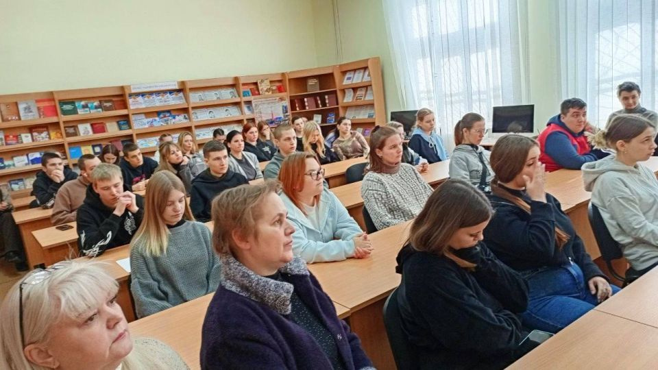 Ко Дню освобождения Луганска состоялось историко-патриотическое мероприятие для студентов Ко Дню освобождения Луганска состоялось историко-патриотическое мероприятие для студентов