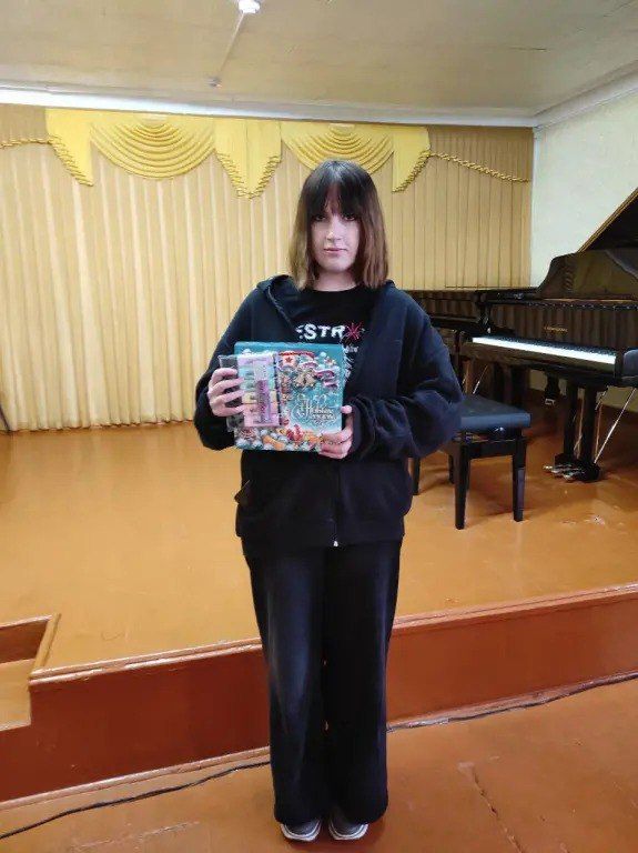 В Кировской детской школе искусств чествовали лучших учащихся школы В Кировской детской школе искусств чествовали лучших учащихся школы
