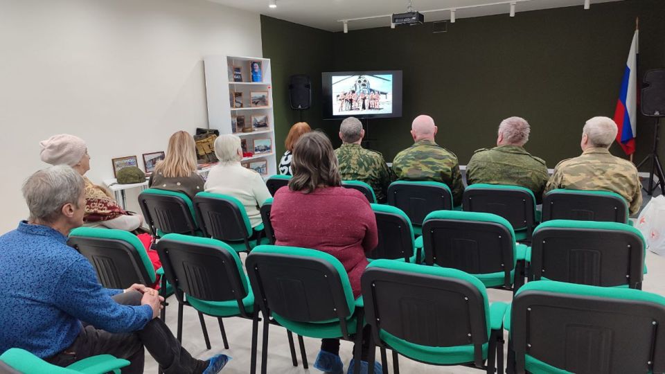 12 февраля в преддверии Дня вывода советских войск из Афганистана библиотеку посетили воины–афганцы 12 февраля в преддверии Дня вывода советских войск из Афганистана библиотеку посетили воины–афганцы