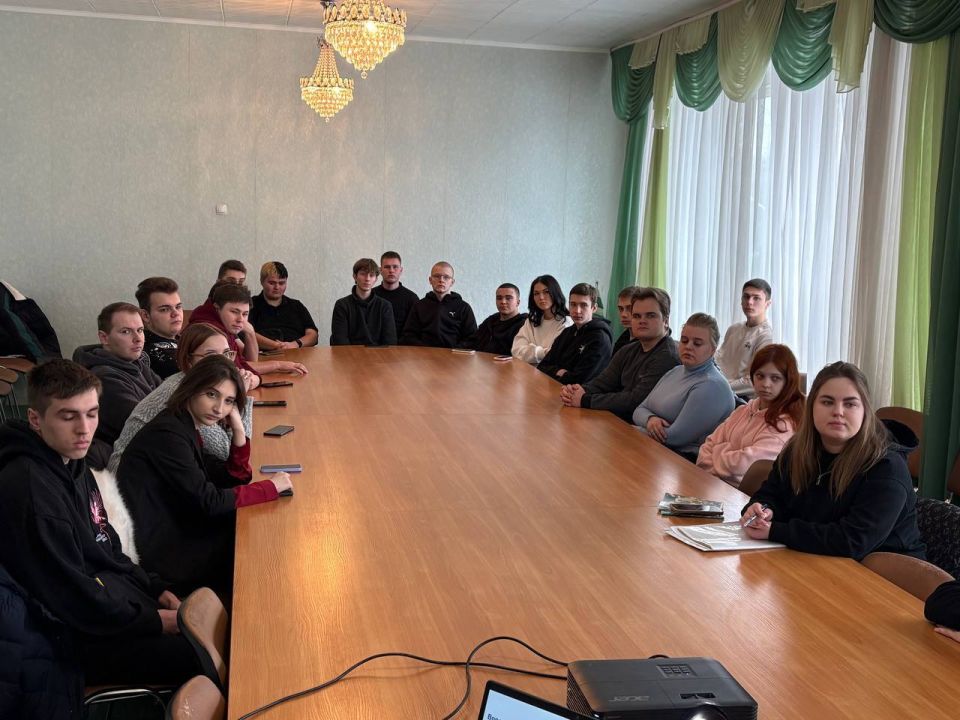 День освобождения Ворошиловграда: память как основа национального единства День освобождения Ворошиловграда: память как основа национального единства