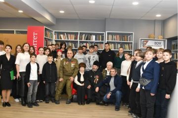 ������-�����������������, ����������� ���� � ��� ���� �������� ��� � ������ ��������. ��� �� ������ ������ � ��� ��������, ��� ������ � ����� ������, ��������� ��������, ������ �� ������� ������ ���� ����� ���� ���� �� �����...