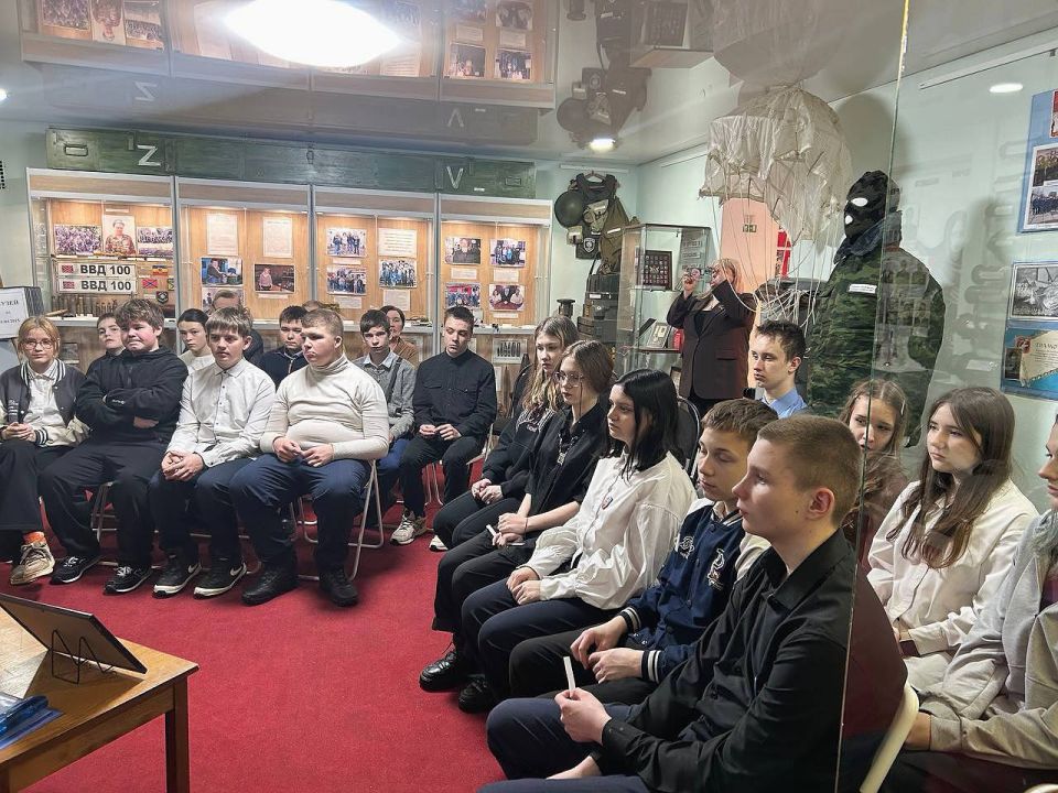 В Музее истории города Первомайска прошел тематический час, посвященный непростому периоду - выводу советских войск из Афганистана В Музее истории города Первомайска прошел тематический час, посвященный непростому периоду - выводу советских войск из Афганистана
